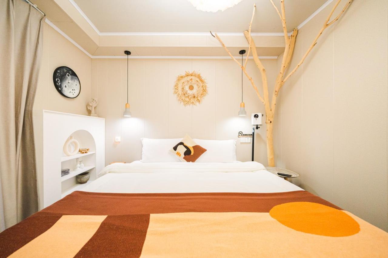2 Old Town Designer Chalet 200 Year Old House Homestay *