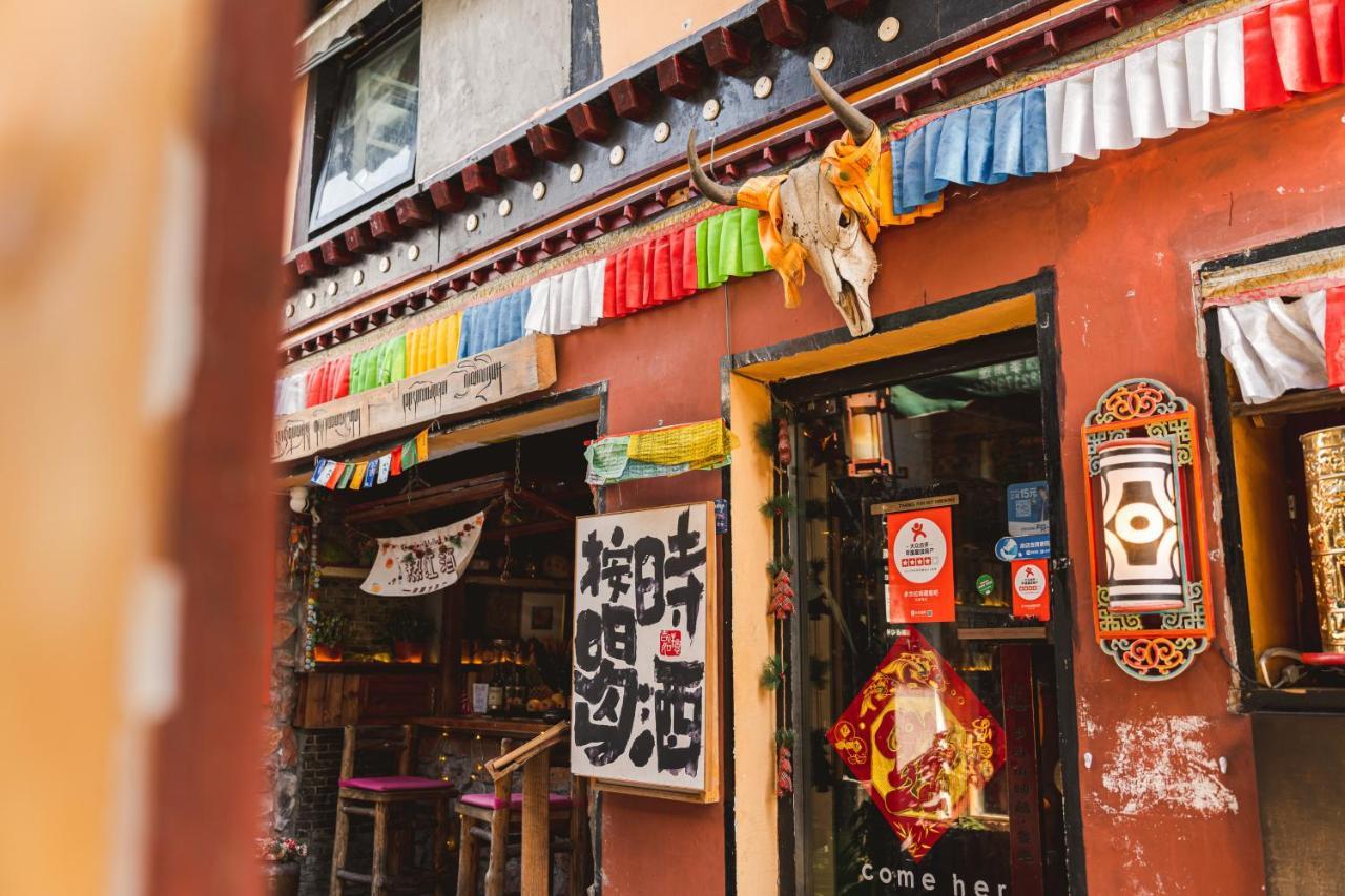 2 Old Town Designer Chalet 200 Year Old House * Shanghai