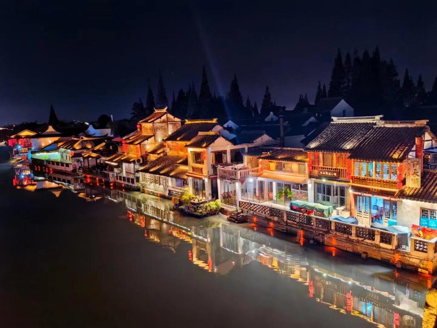 2 Old Town Designer Chalet 200 Year Old House * Shanghai